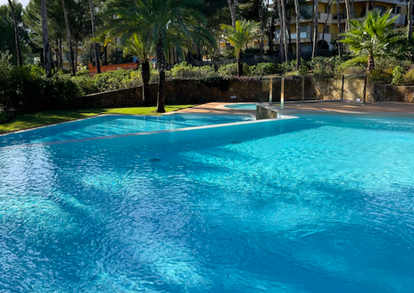 Three bedroom sea view apartment in sol de Mallorca to rent