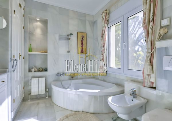 Charming Spanish-style villa with magnificent sea views near the beach, Moraira, Alicante, Spain - (Ref: 3042)