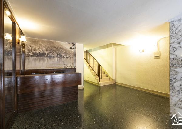 Bright & Spacious Two-Bedroom Gràcia Apartment