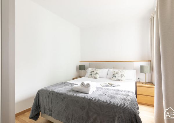 Modern and Bright Two Bedroom Apartmentin the Sants District