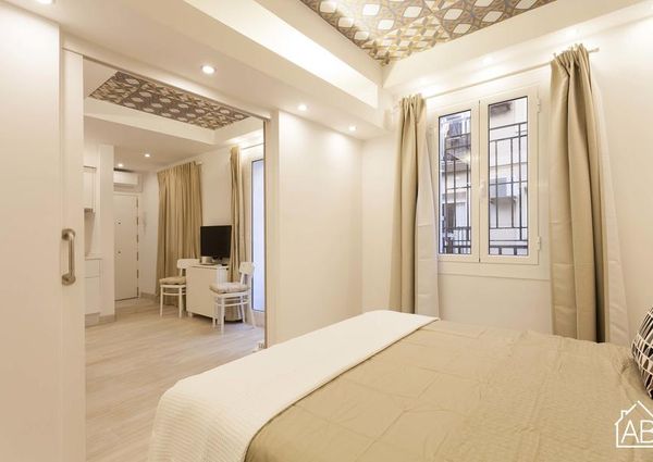 Beachside apartment for 2 in Barceloneta