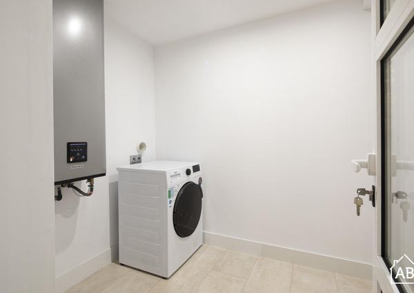Bright Modern and Trendy Two Bedroom Apartment in the heart of Barcelona