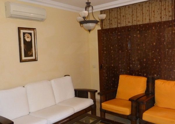 Townhouse for rent in Villas del Duque