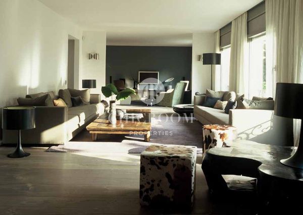 Furnished 4 bedroom luxury apartment to rent in Barcelona