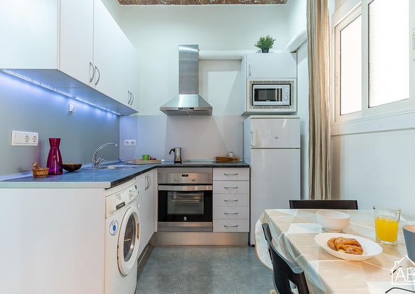 One-space apartment very close to the beach