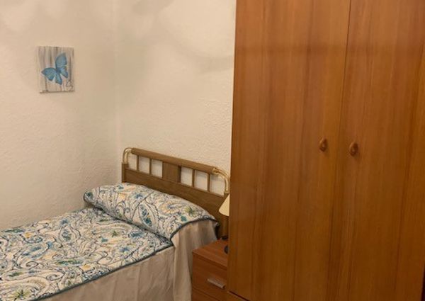 Apartment 2 bedrooms of 57 sq m in León (24005)