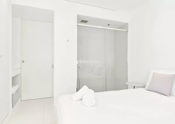 1032 Rent apartment in Patio Blanco 2 bedrooms Botafoch