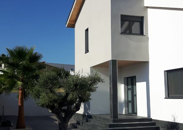 Super Modern Detached Villa For Long Term Rental In Alfaz Del Pi