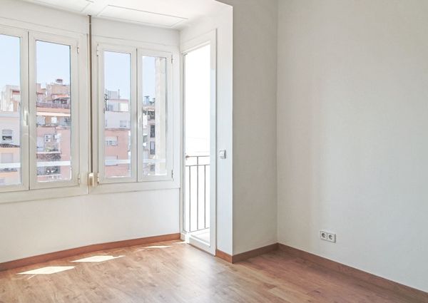 Reformado ático con vistas en el corazón de Eixample