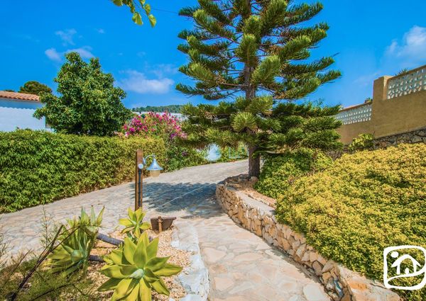 Rent villa PARADISE