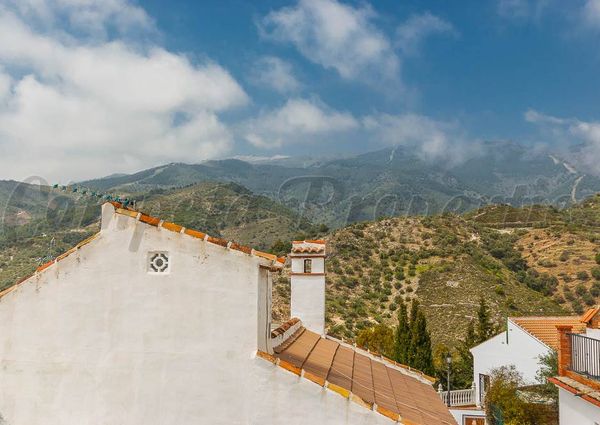 Townhouse in Canillas de Albaida, Inland Andalucia at the foot of the mountains