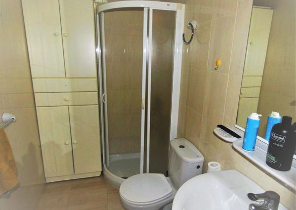 Spacious apartment close to all services, in Playa de Arinaga