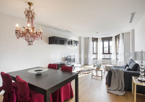Excellent 2 bedroom apartment with 150m2 terrace for rent in Sant Gervasi