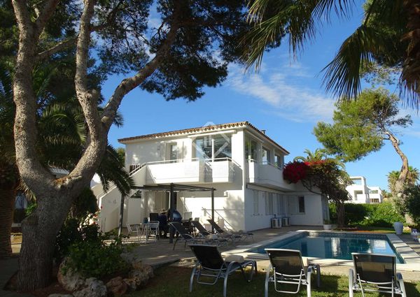 Fantastic villa for holiday rental next to Son Xoriguer beach