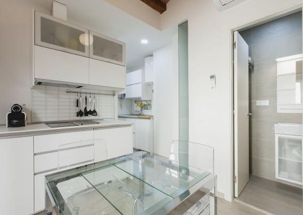 Modern, two bedroom apartment for rent, right by the beach
