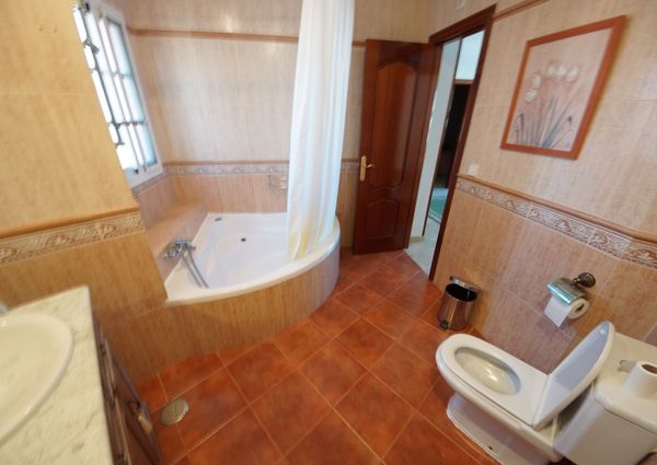 Terraced House in San Pedro de Alcántara, ZONA ESTE SAN PEDRO, for rent