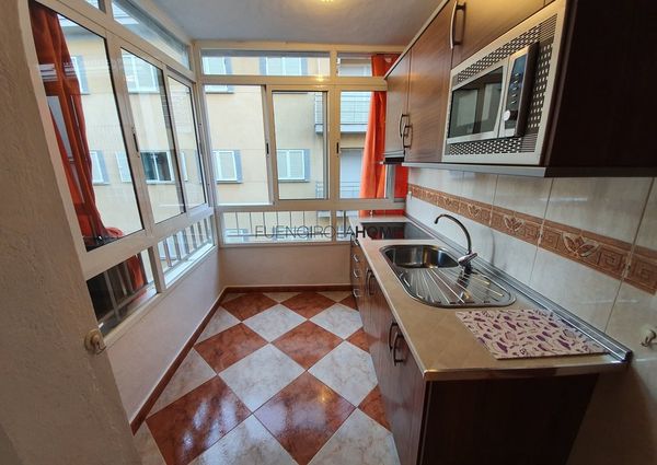 Ref 16167 – **Seasonal rental**  Available from April 2023 – Just 100 meters from the sea we have this bright and functional apartment in Fuengirola