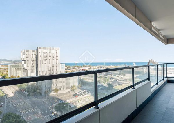 3-bedroom apartment with fantastic views and a terrace in Diagonal Mar