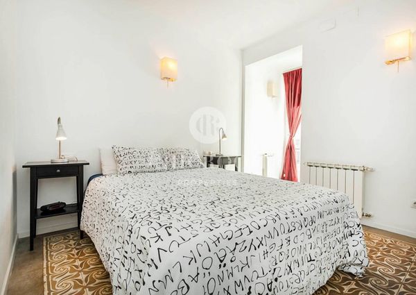 Furnished 2 bedroom apartment for rent terrace Barcelona
