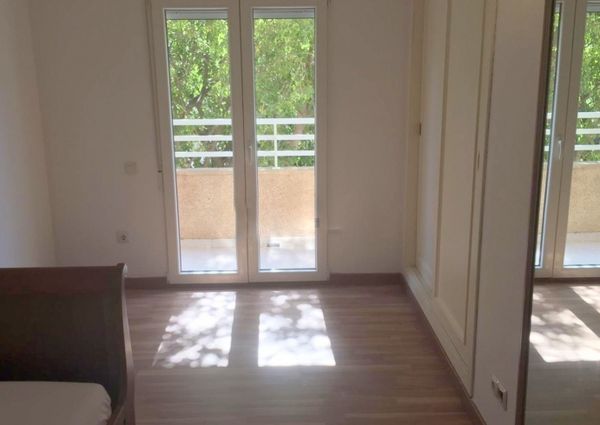 Three bedroom apartment in Portixol to rent