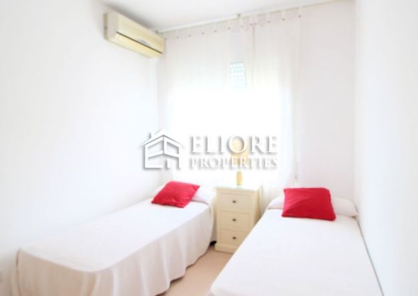 Duplex with 2 terraces and sea views in Diagonal Mar