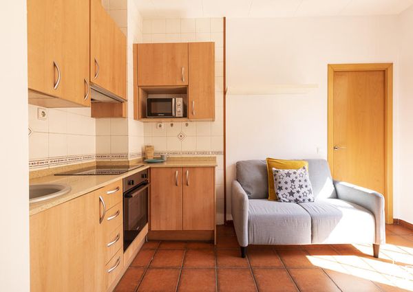 Cozy apartment right by the Barceloneta beach