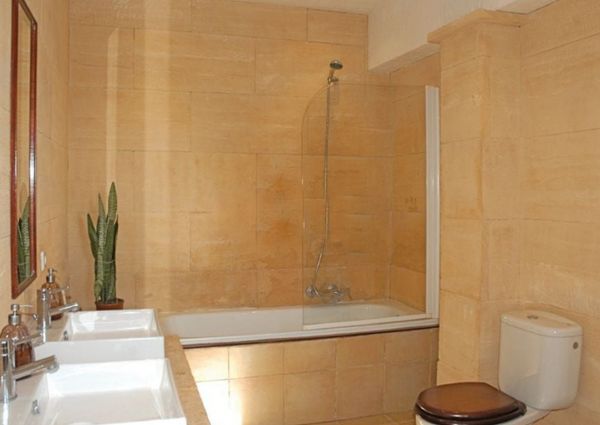 Charming house in Esporles for long term rental