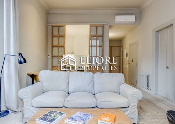 2 bed 1 bath Design Apartment in El Born in Barcelona