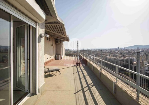 Duplex penthouse for rent with views by Monumental Barcelona