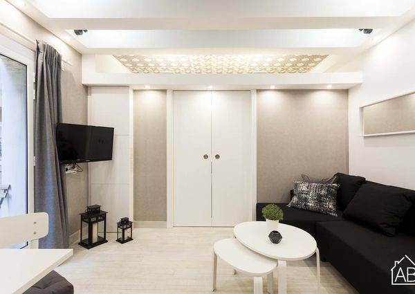 Modern apartment for 2 people on the beach