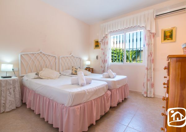 Rent villa DELICIA