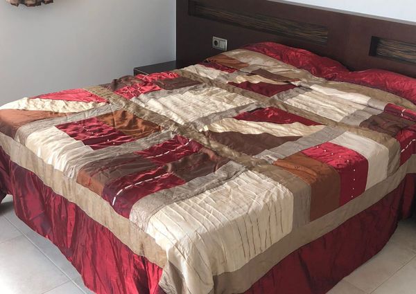 Se alquila para todo el año chalet en Dénia