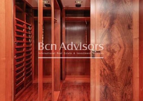 Stately luxury apartment for rent with terraces in Pedralbes