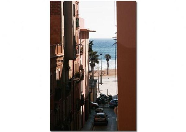 Modern apartment located very close to Barceloneta Beach