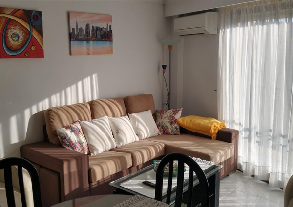 Se alquila piso en el puerto de Jávea