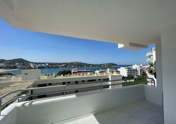 Two bedroom sea view apartment in santa ponsa for rent
