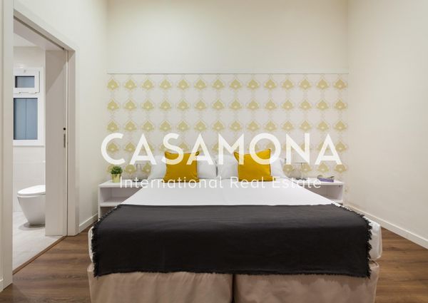 Bright and Beautifully Renovated 3 Bedroom Apartment near Port Vell