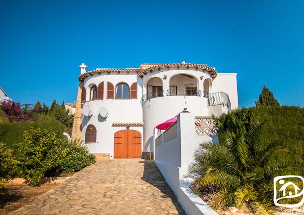 Rent villa RACHELLE