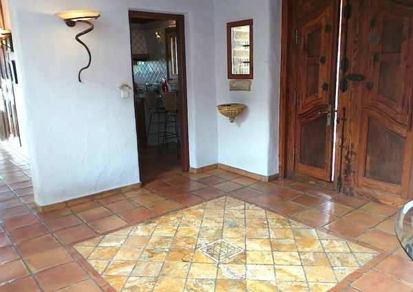 Se alquila chalet de lujo en Benissa
