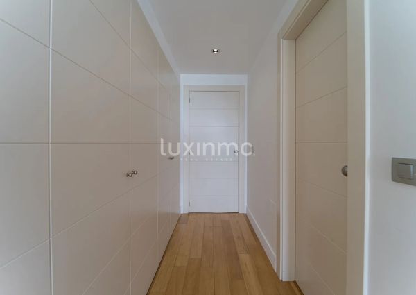 Penthouse overlooking the sea for rent in Mascarat