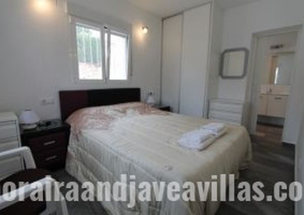 WINTER RENTAL – 3 BED VILLA MORAIRA