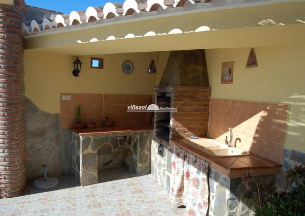 Three Bedroom Cortijo For Rent Situated In The Frigiliana Countryside For Winter Rental