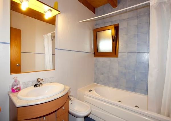 Bonito Chalet individual en Riudecanyes
