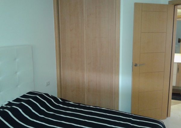 Apartment with sea views for rent in La Caleta