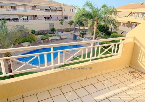 Para pasar una agradable estancia en el Puerto de la Cruz ofrecemos en alquiler, precioso apartamento totalmente amueblado y equipado, con piscina,