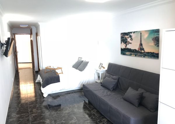 Apartment - studio with direct sea views in Patalavaca!