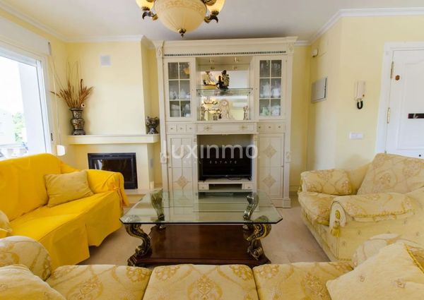 Rent villa with pool in Altea Hills