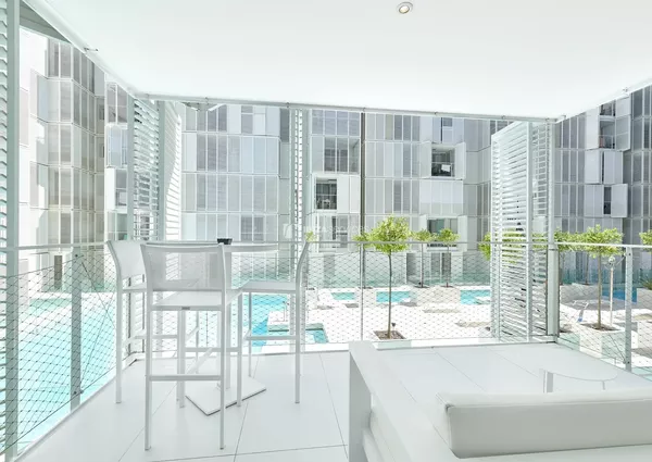 1071 Rent 2 bedroom apartment in Patio Blanco  Botafoch