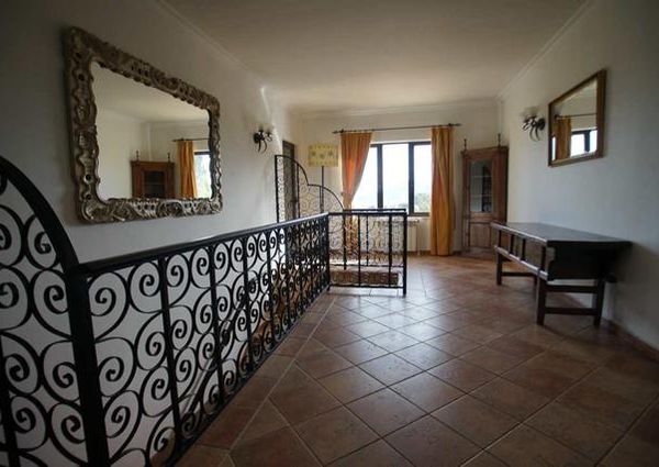 Large Villa With Guest Apartment Long Term Rental