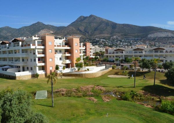 It is rented for long term from October 1, 2022 nice apartment in Benalmadena